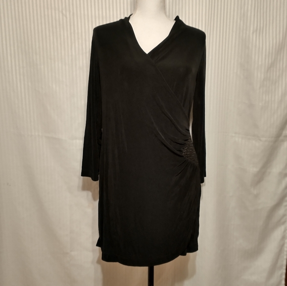 Chico's Black Tunic Top size Medium M Black EUC - Picture 3 of 9